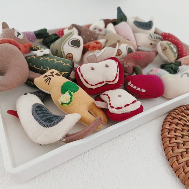 Sevimli Ördek Havuç Evi Broş K - Winter Clothing Accessories incelemesi ve fiyatı